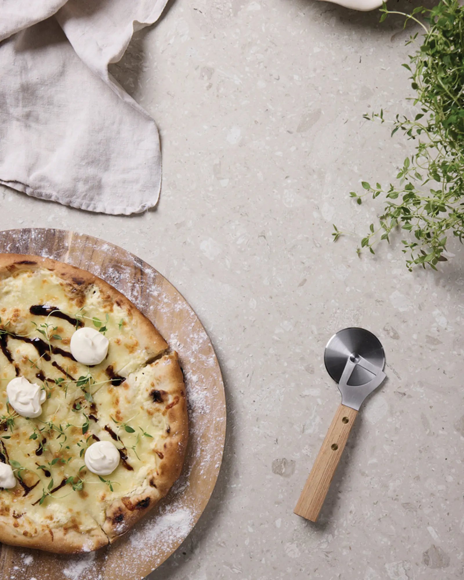 Pizzaschneider Edelstahl Vinga Paso zum Personalisieren - 4