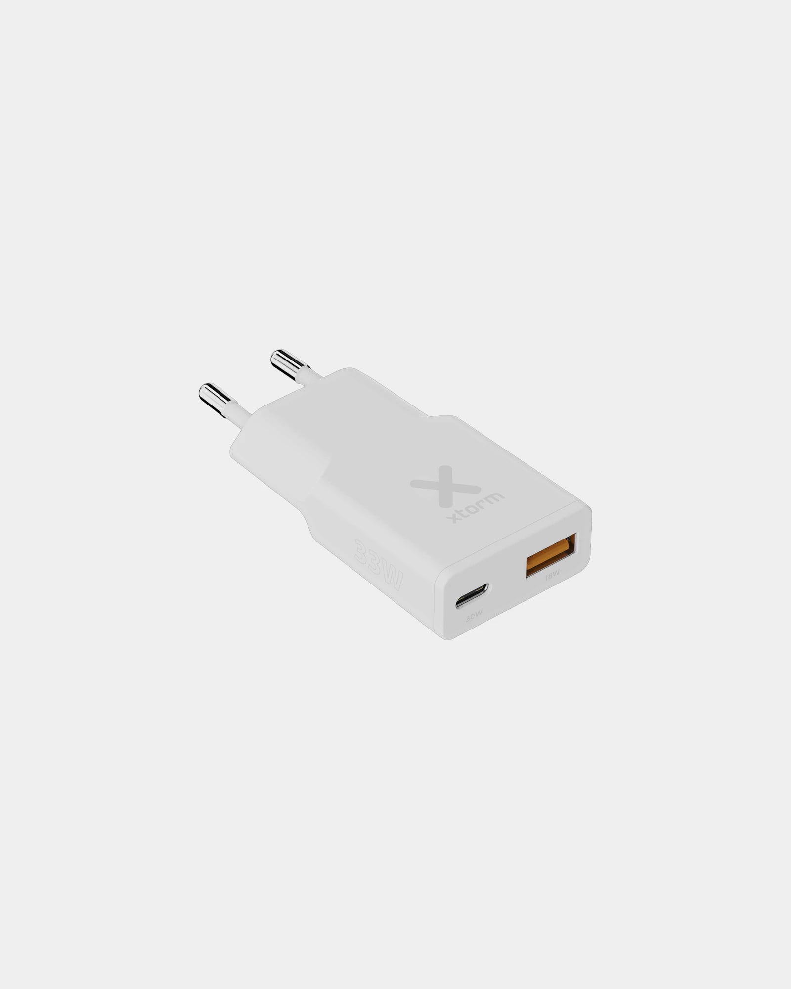 Ladegerät 33W Xtorm Go2 SlimLine zum Personalisieren - Weiß