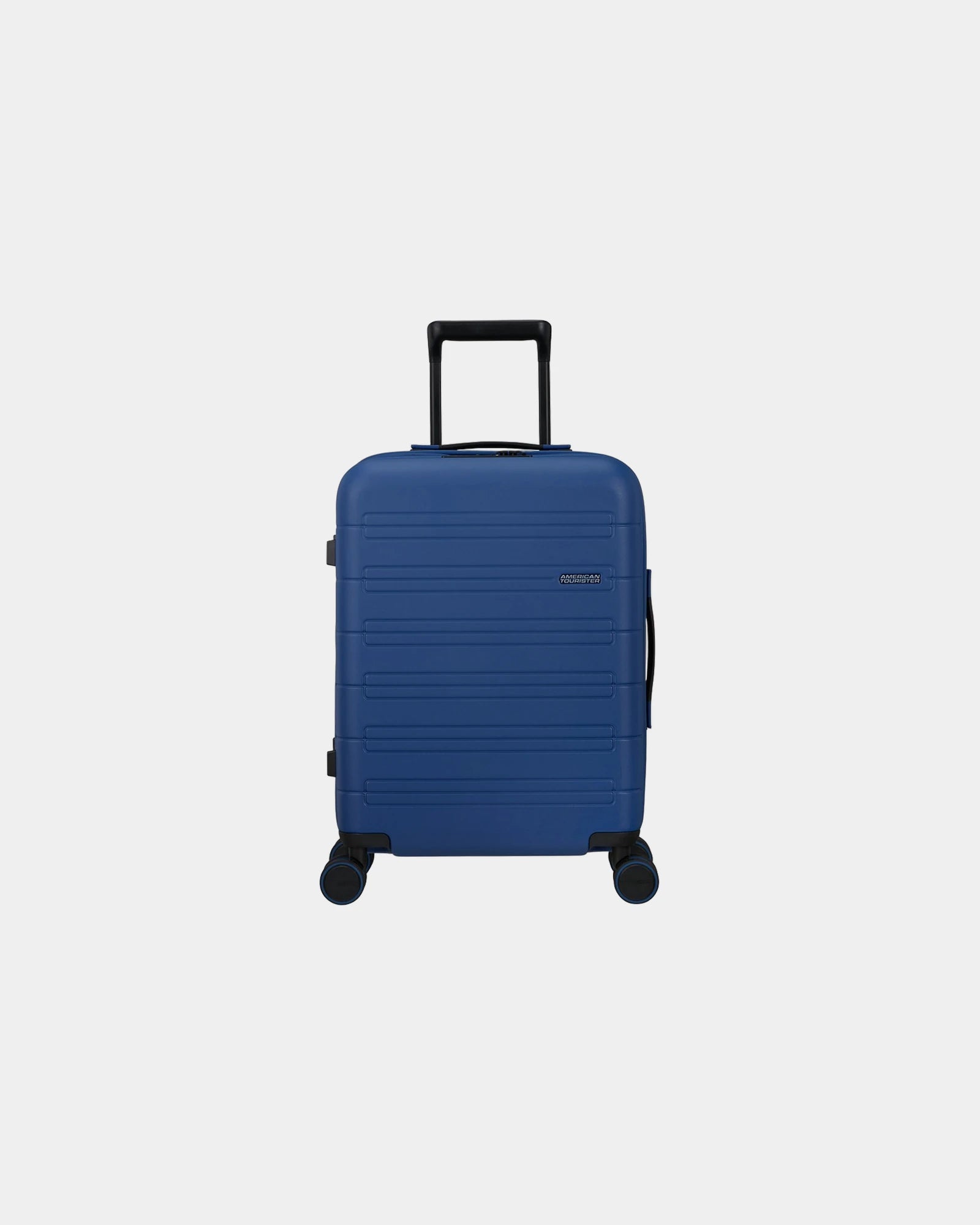 Koffer recycelt American Tourister Novastream zum Personalisieren - 1