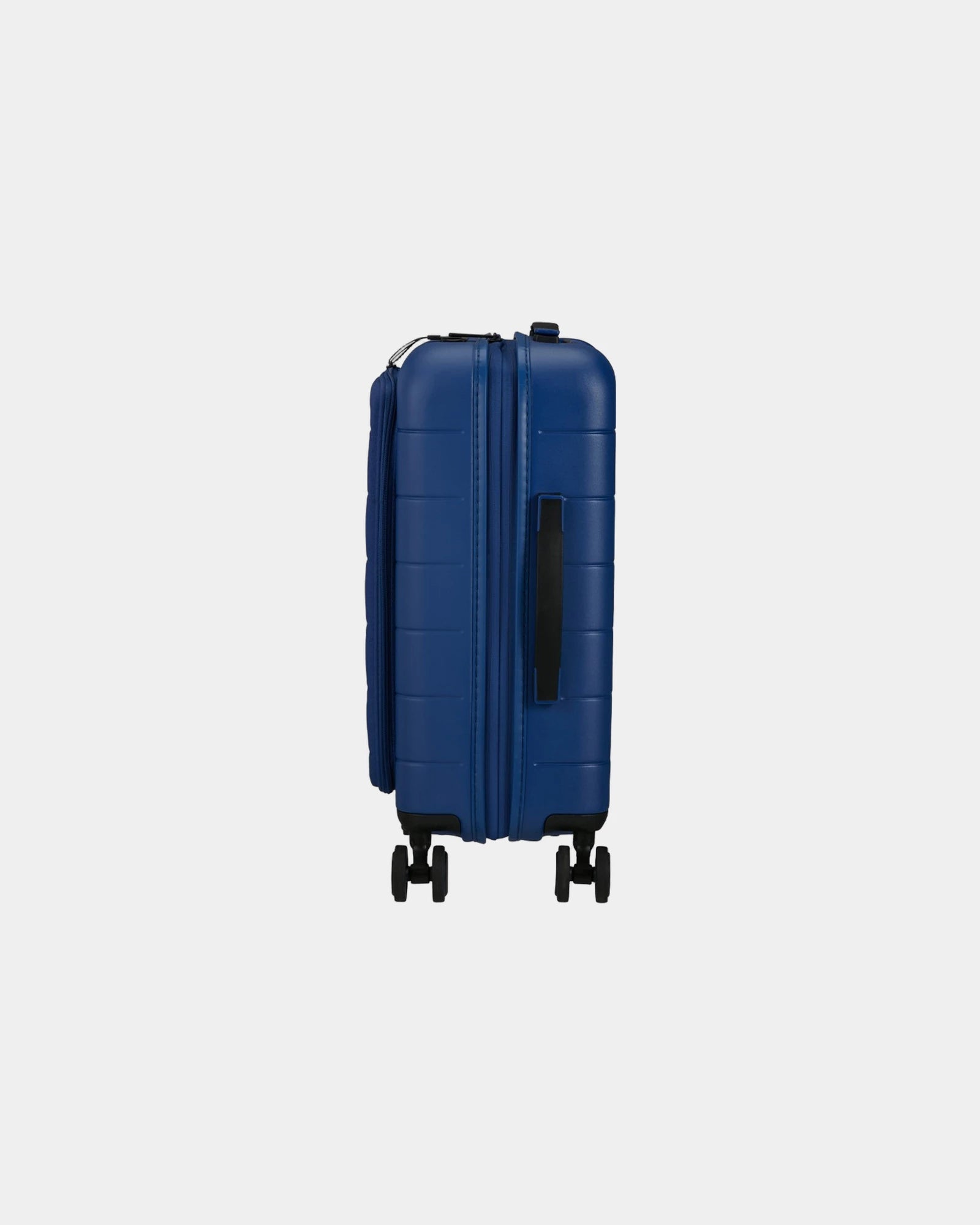 Koffer recycelt American Tourister Novastream zum Personalisieren - 2