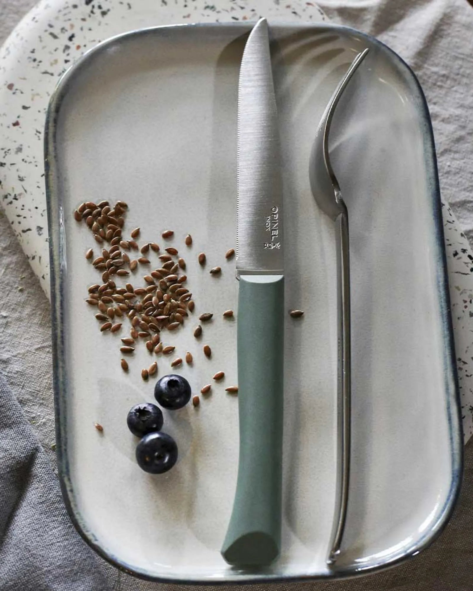 Tischmesser Edelstahl Opinel Guten Appetit + zum Personalisieren - 12