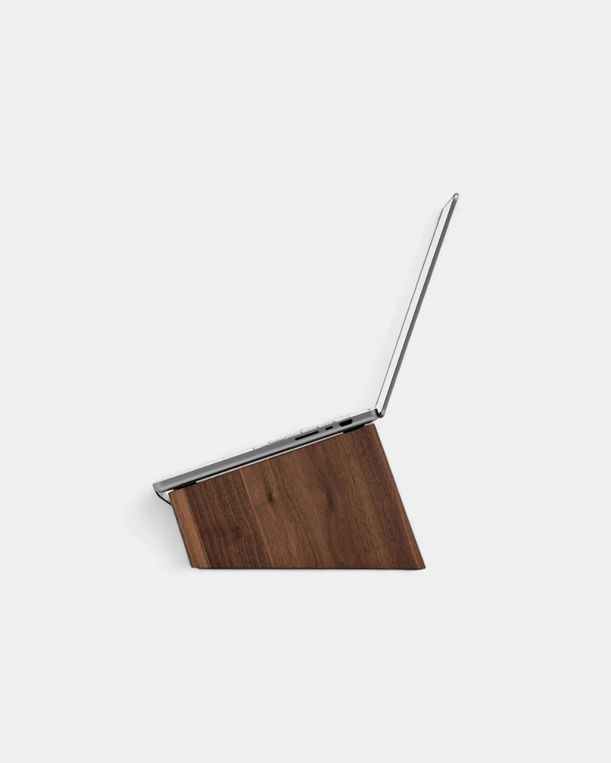 Personalisierbarer Laptopständer aus Holz - 210