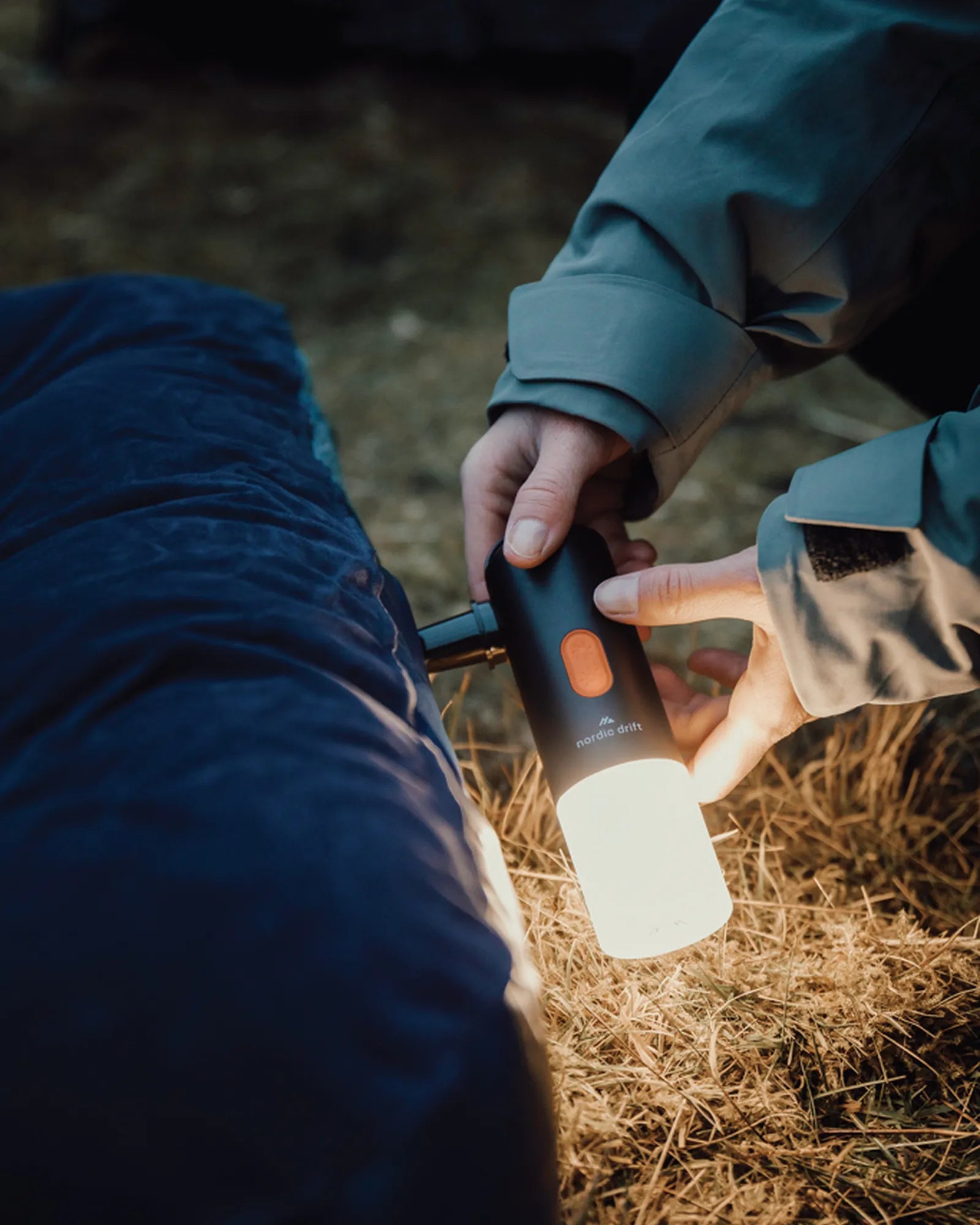 Campinglampe Nordic Drift Titan mit Luftpumpe zum Personalisieren - 6