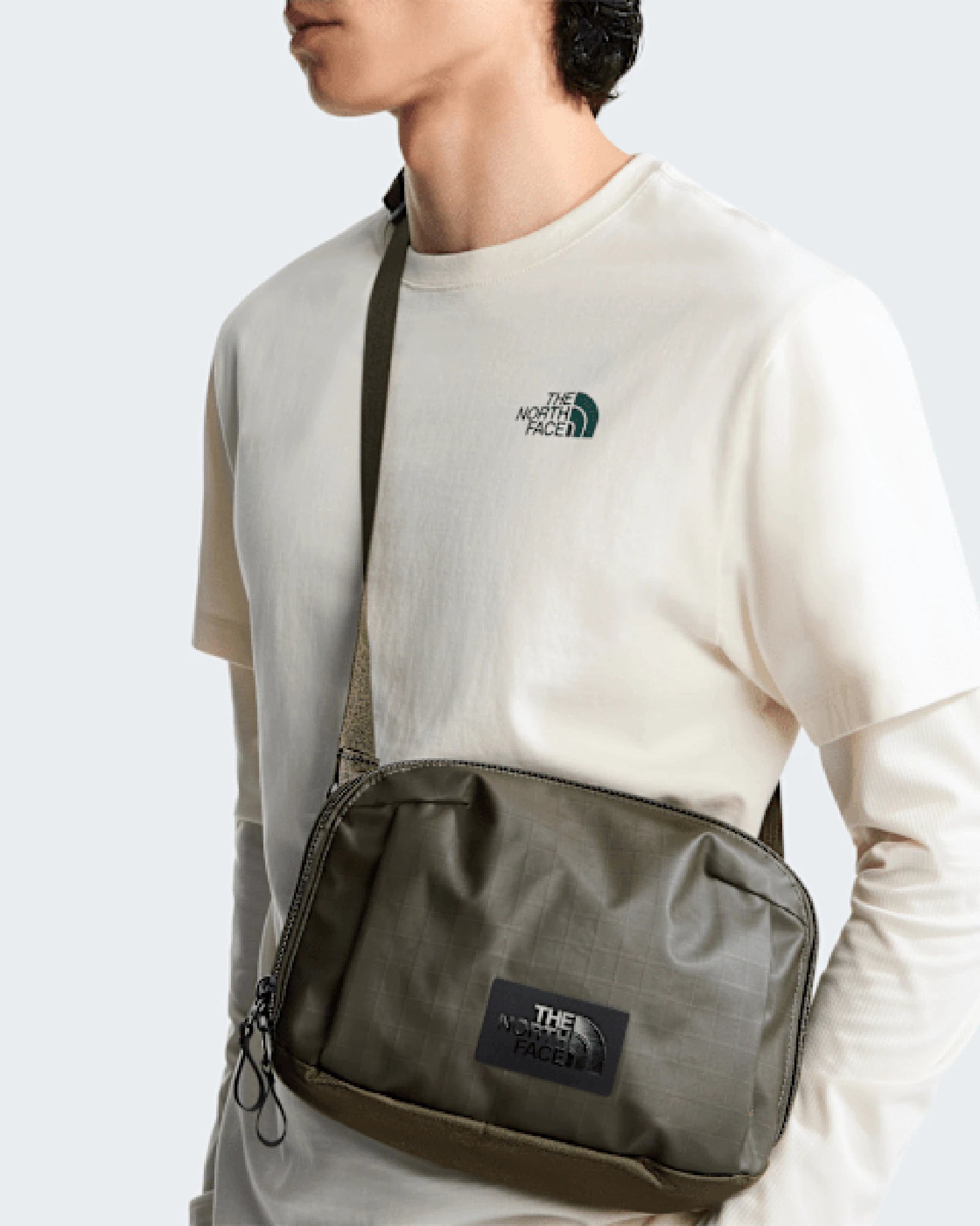 Slingtasche Base Camp Voyager Pro zum Personalisieren - 5