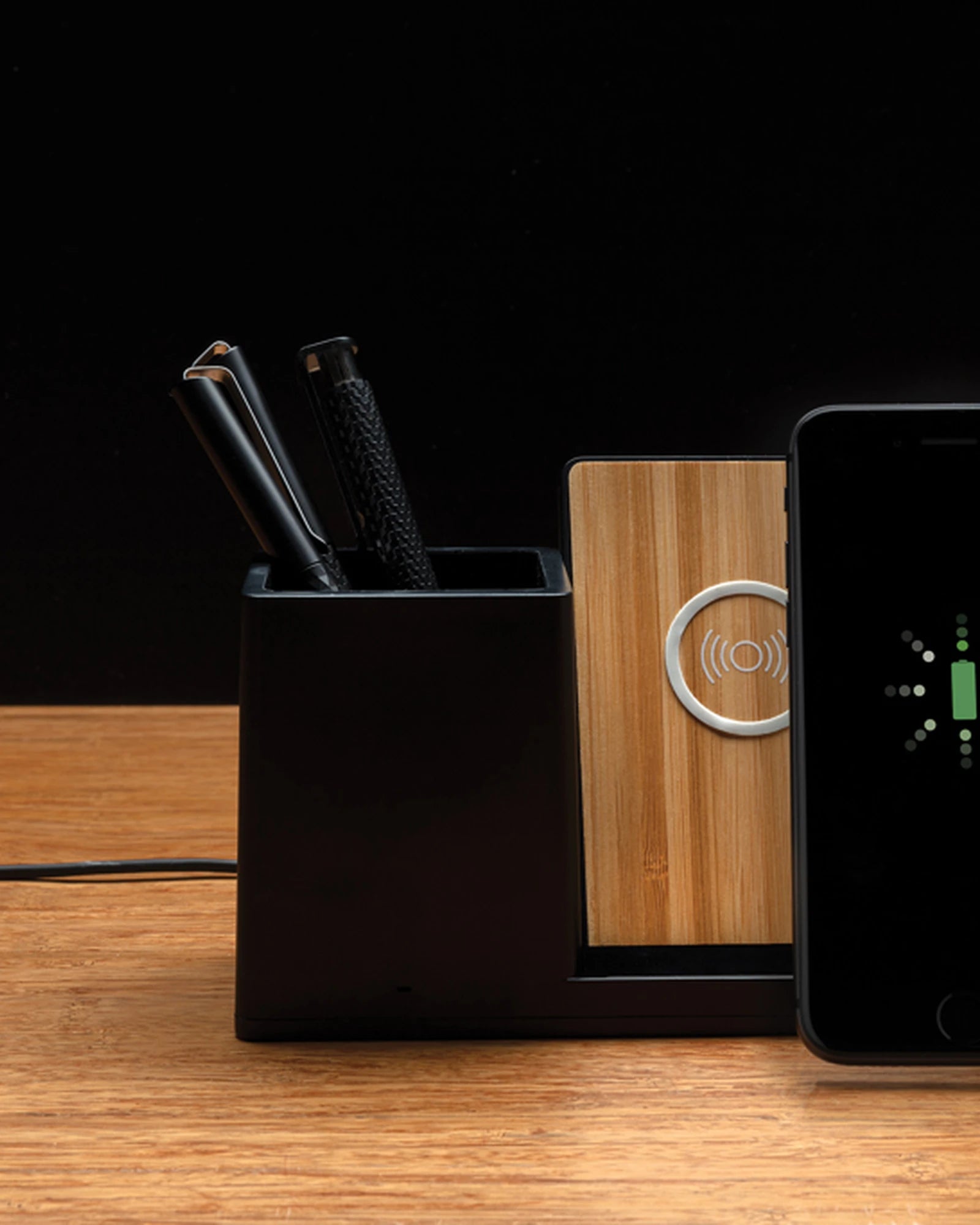 Chargeur 10W mit Stifthalter aus recyceltem ABS zum Personalisieren - 5