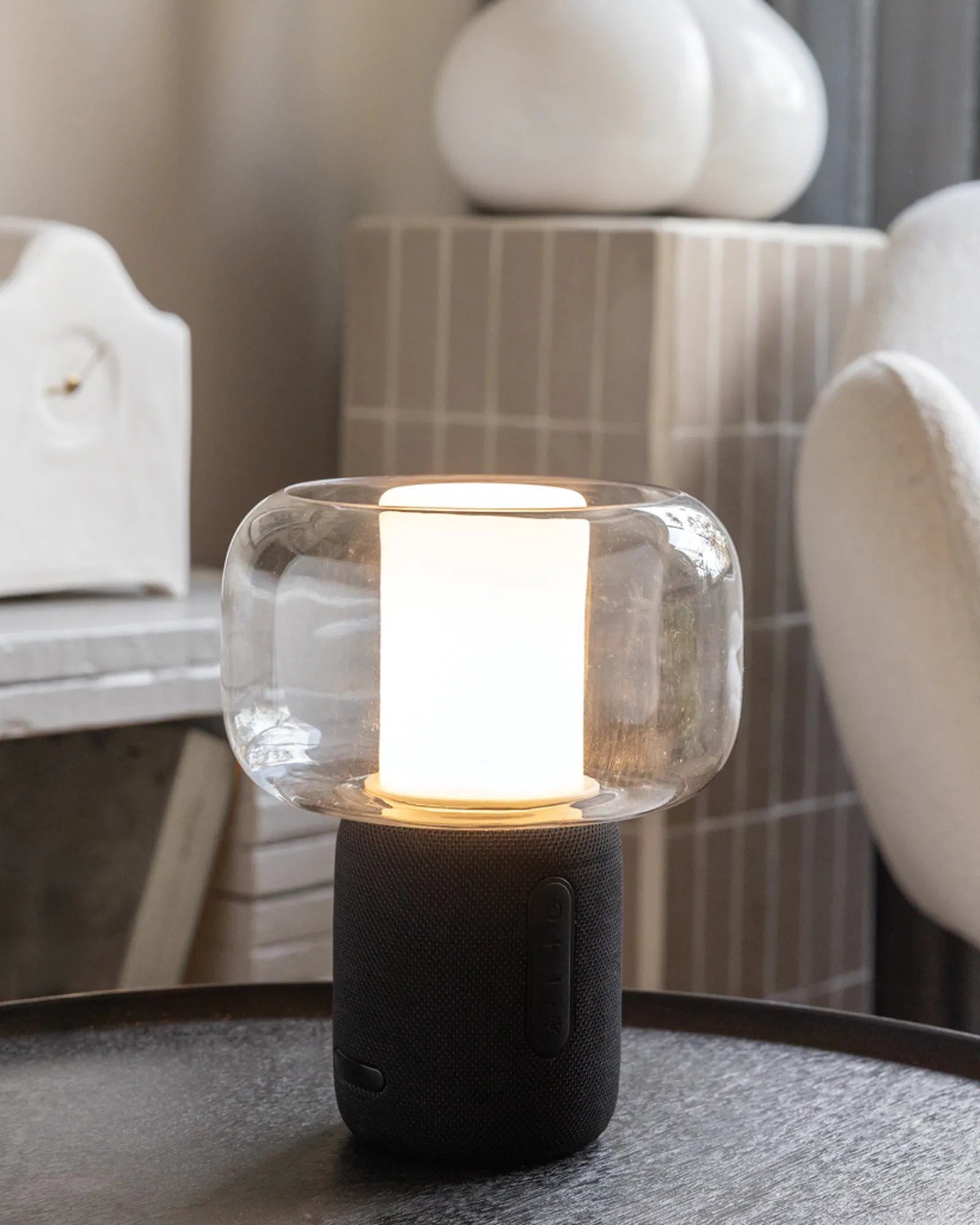 Lampe mit Lautsprecher 10W aus recyceltem Kunststoff zum Personalisieren - 10
