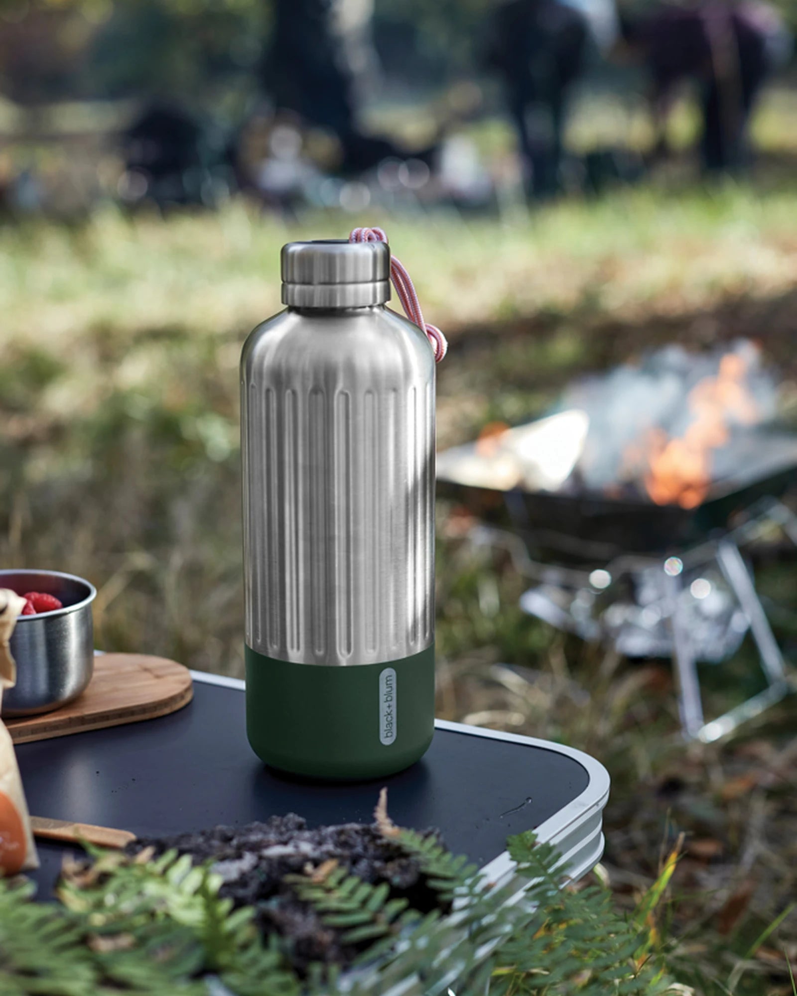Isolierflasche Edelstahl Black+Blum Explorer 850ml zum Personalisieren - 12