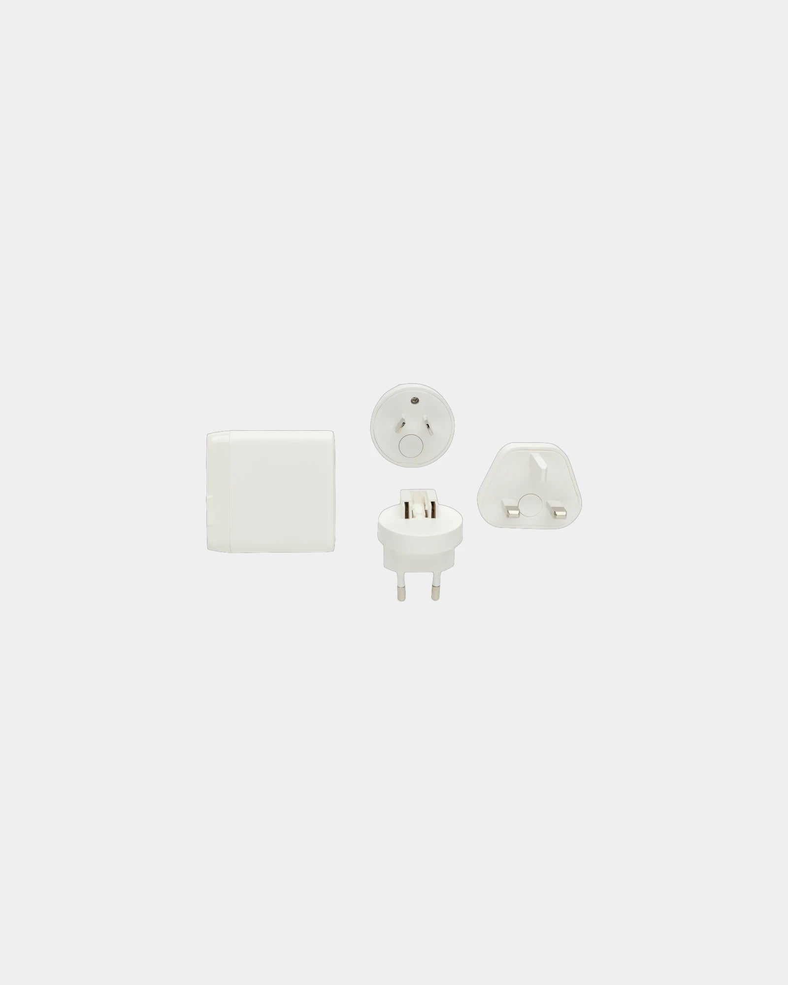 Reiseadapter 2 USB C 2 USB A RCS TravelCharge Pro zum Personalisieren - 1