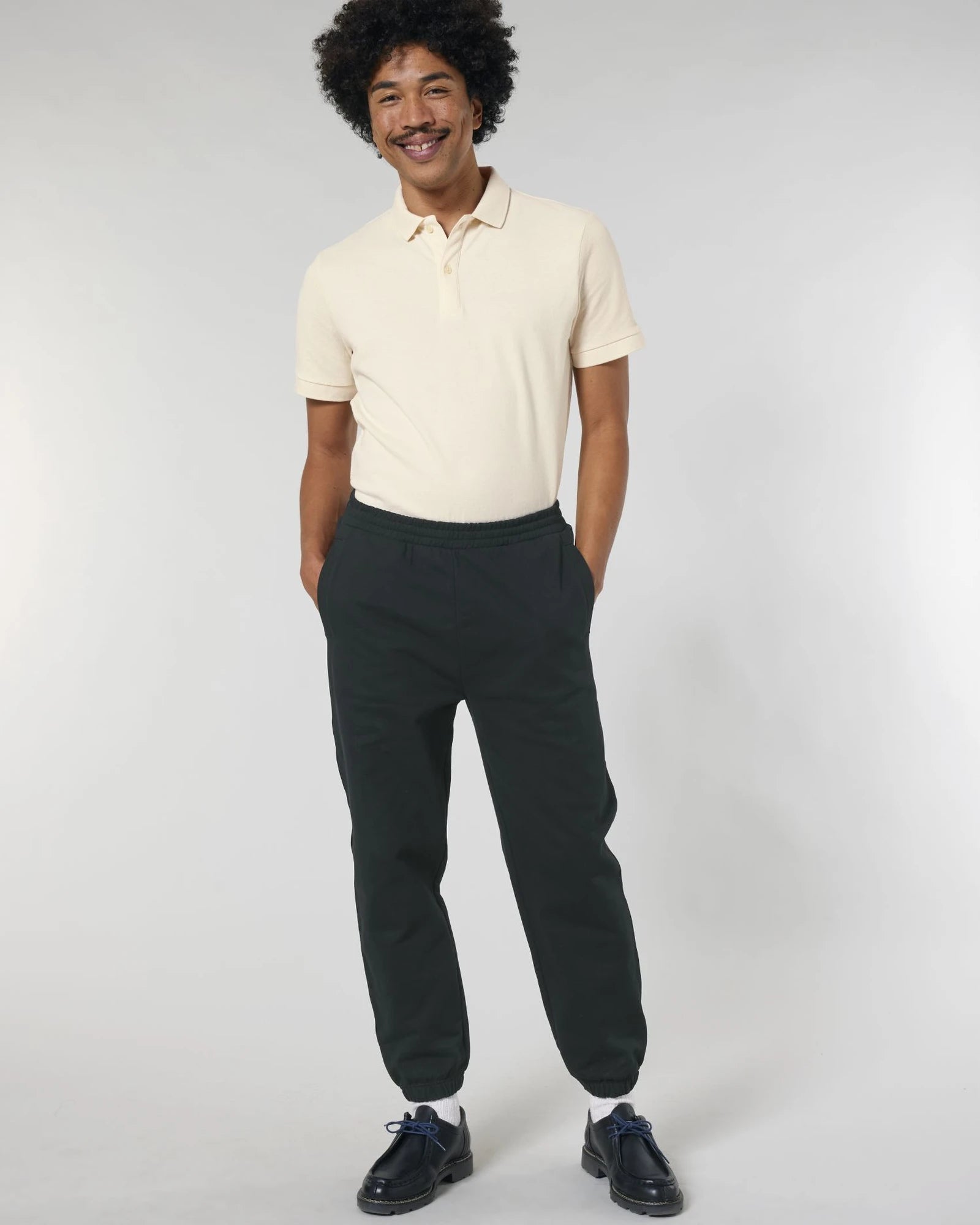 Jogginghose unisex Bio-Baumwolle Stanley/Stella zum Personalisieren - Schwarz