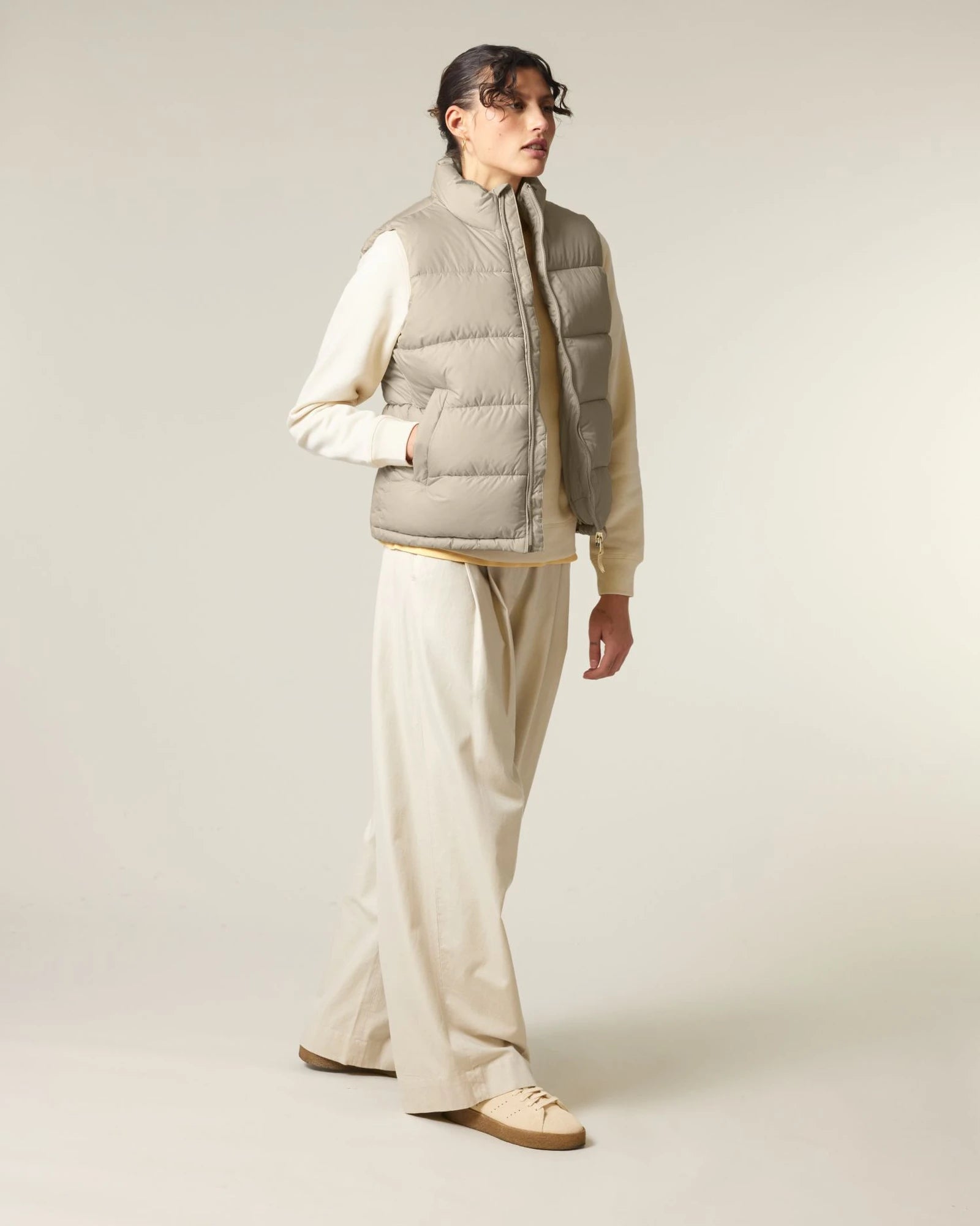 Puffer Gilet unisex 100% recycelt Stanley/Stella zum Personalisieren - Wüstensand