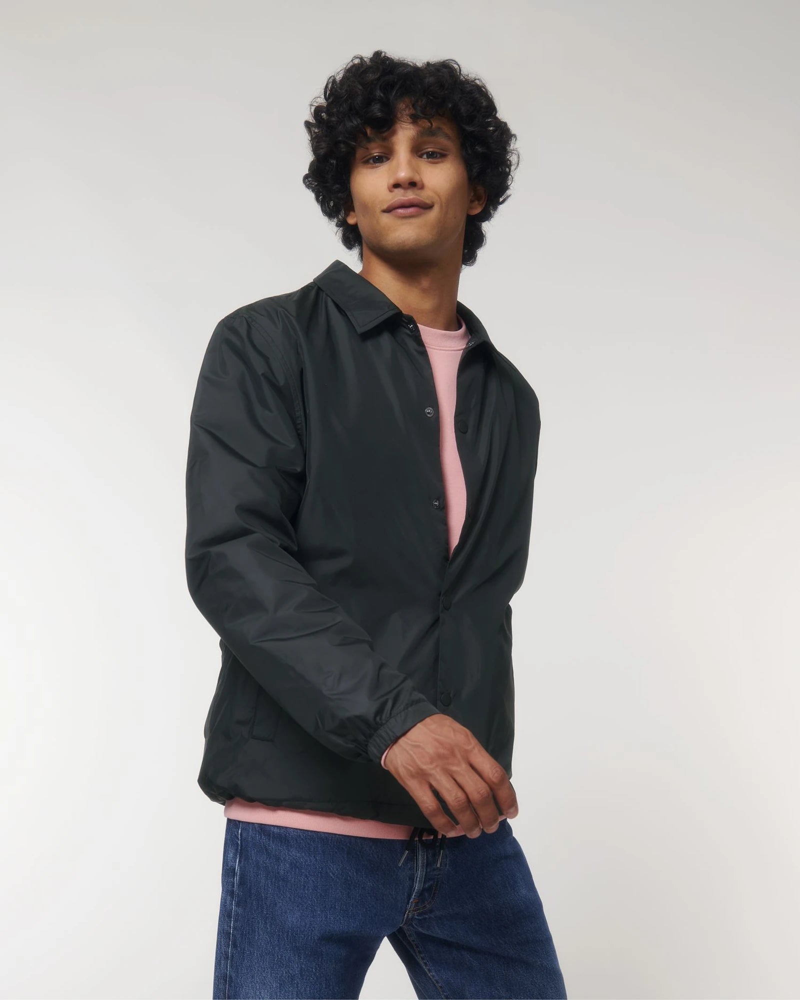 Unisex Jacke 100% recyceltes Material Stanley/Stella Coacher zum Personalisieren - Schwarz