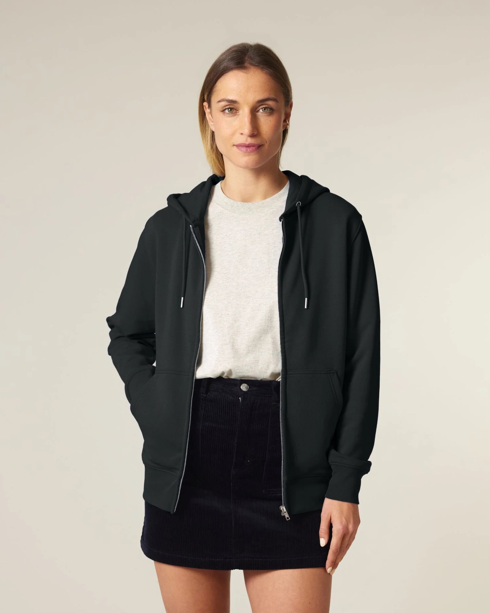 Hoodie Bio-Baumwolle Stanley/Stella Connector 2.0 zum Personalisieren - Schwarz