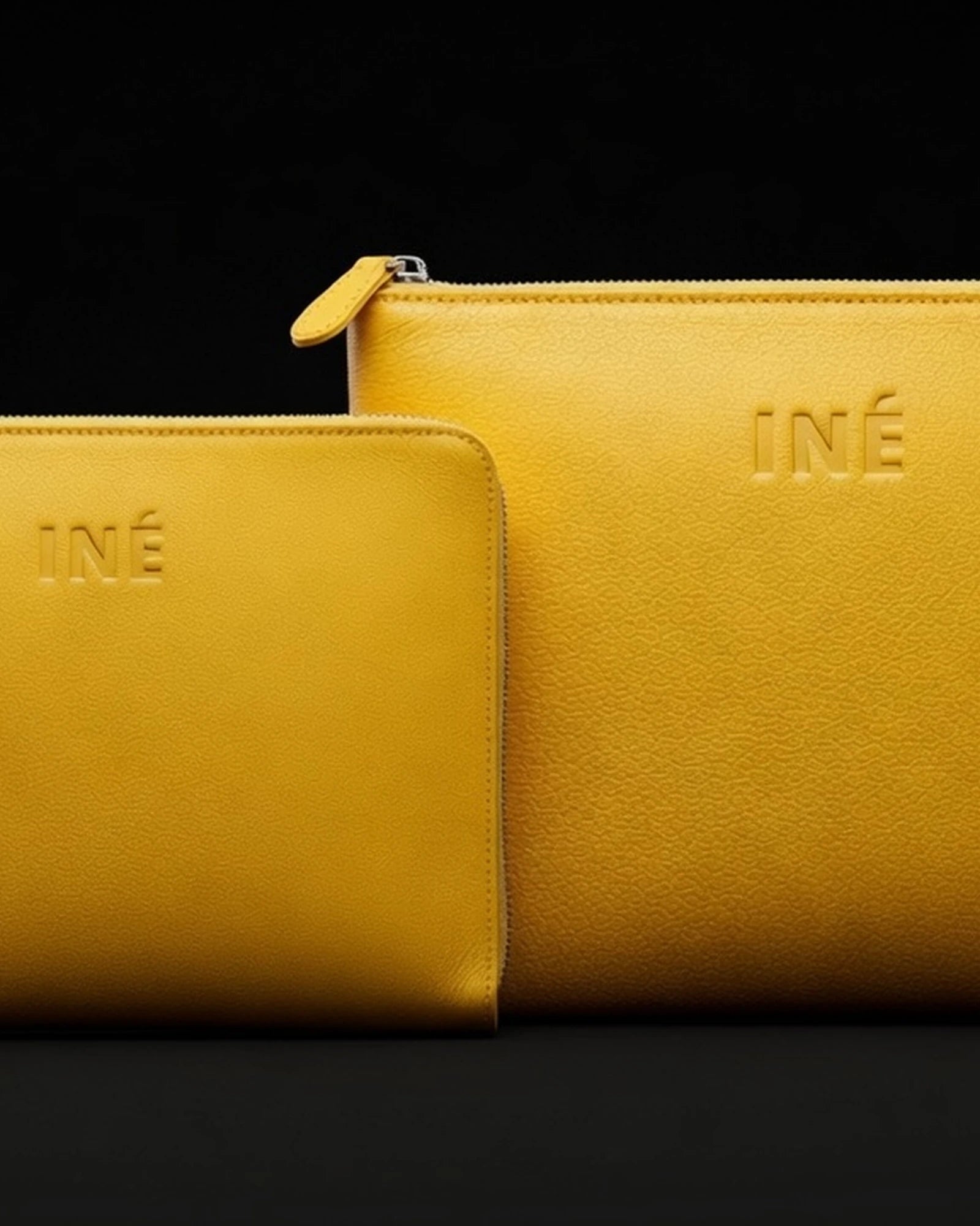 Pochette aus recyceltem Leder 10/11" zum Personalisieren - 12