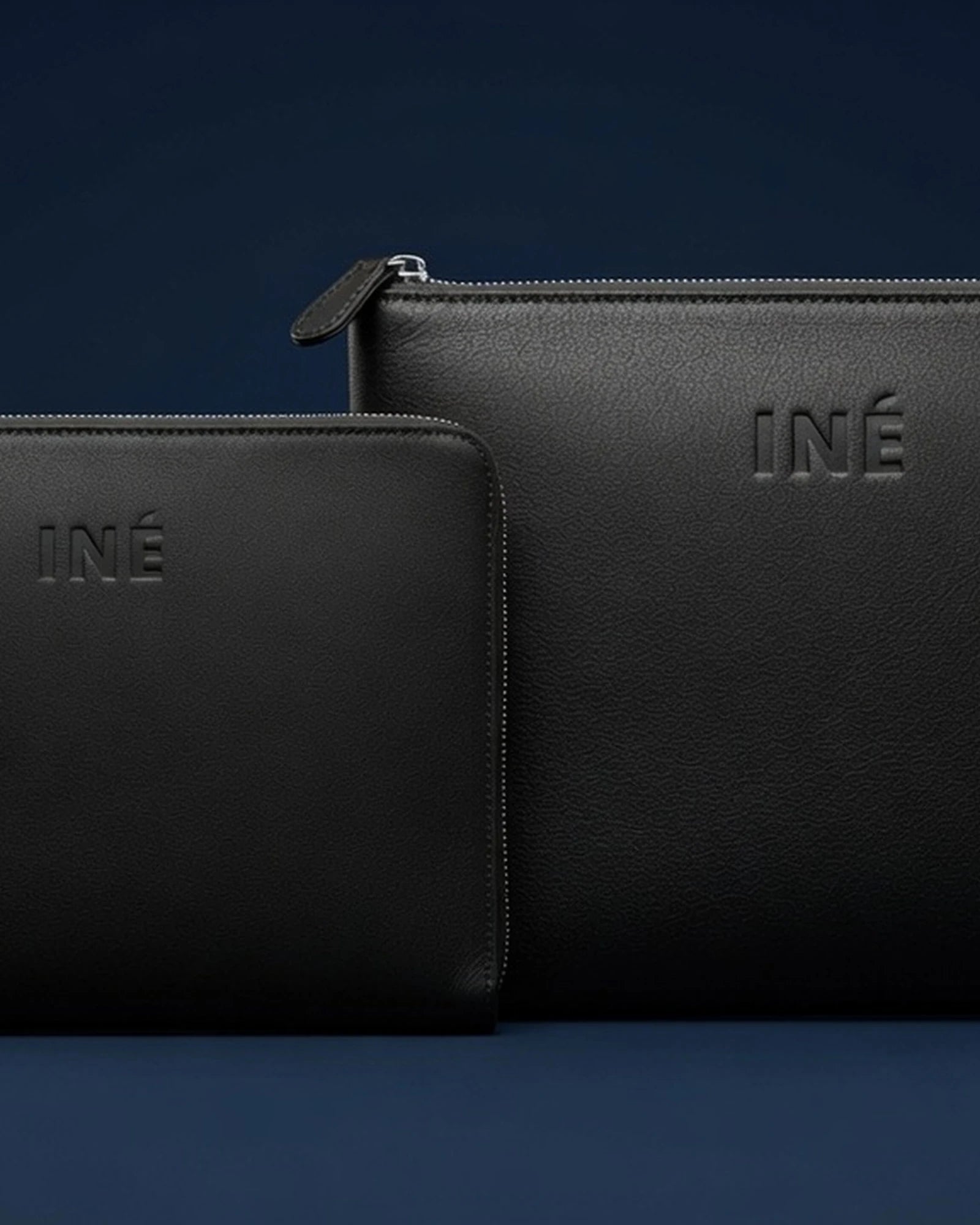 Pochette aus recyceltem Leder 10/11" zum Personalisieren - 18