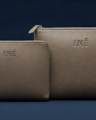 Pochette aus recyceltem Leder 10/11" zum Personalisieren - 24
